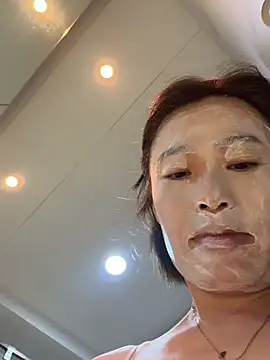 saozi666 网络视讯表演