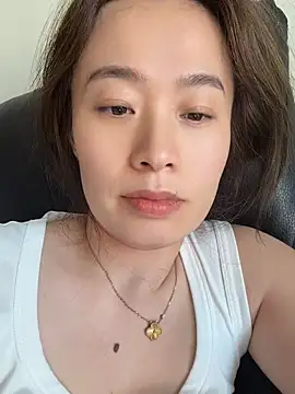 saozi666 网络视讯表演