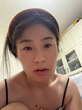 saozi666 网络视讯表演