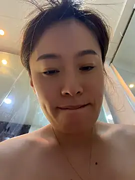 saozi666 网络视讯表演