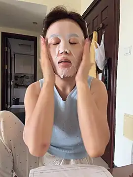 saozi666 网络视讯表演
