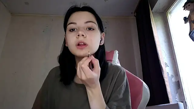 MilaTease Webcamshow