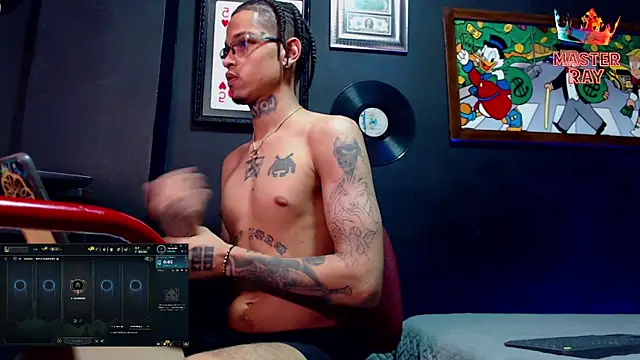 SirRay99 Show in webcam