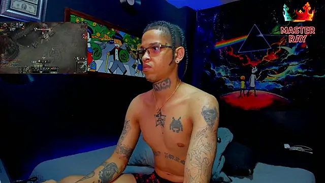 Show modela SirRay99 na web-kameri