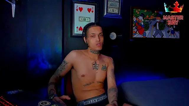 SirRay99 Show in webcam