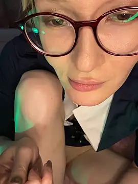 Chat XXX en directo de UmaBlossom