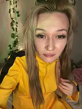 Chat +18 de UmaBlossom ao vivo
