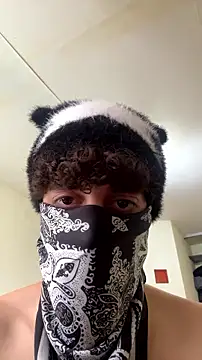 Webkamerová show Hz1Tr