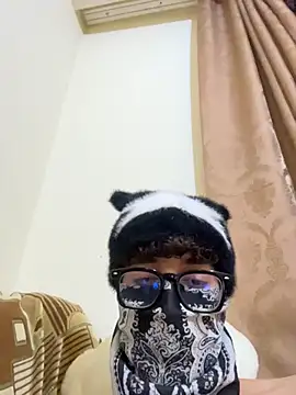 Hz1Tr 웹캠 쇼