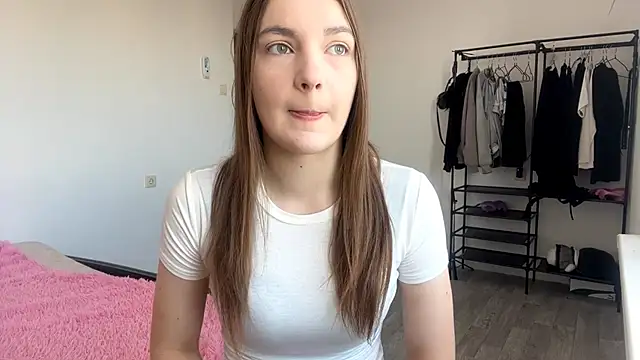 JuleCawood Adlı Modelin Canlı XXX Sohbeti
