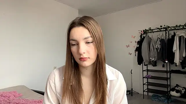 Онлайн чат XXX JuleCawood