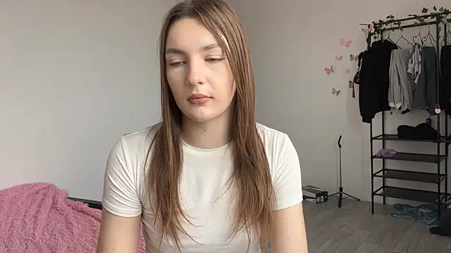 Chat +18 de JuleCawood ao vivo