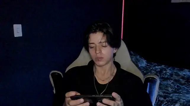 Angel_Miguel_1 网络视讯表演
