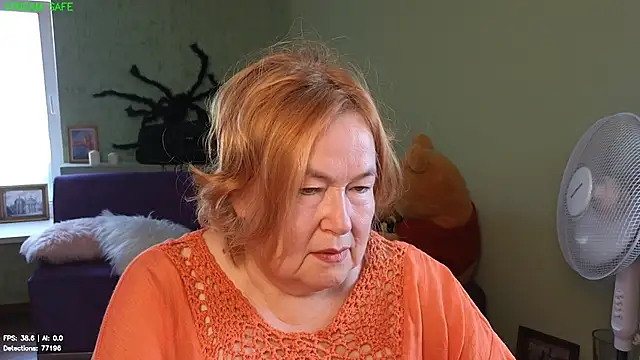 Nola_Nurse: απευθείας συνομιλία ΧΧΧ