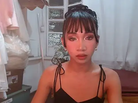 AngelTsDevilCUM 在線直播表演