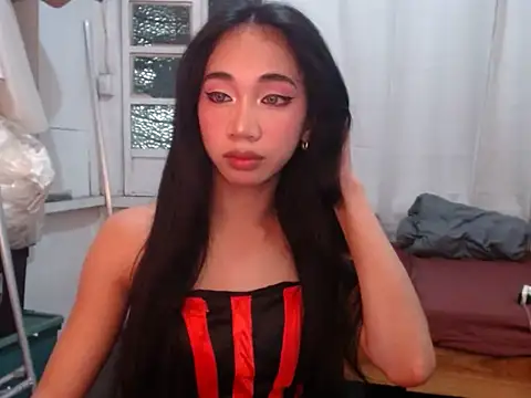 AngelTsDevilCUM 在線直播表演