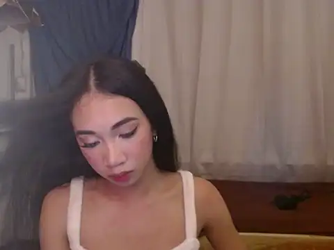 AngelTsDevilCUM 网络视讯表演