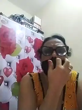 chatterjeesayani567's Live XXX Chat