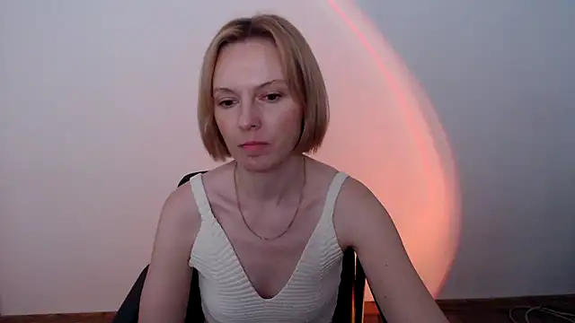 Вебкам-шоу AdelleLovee_
