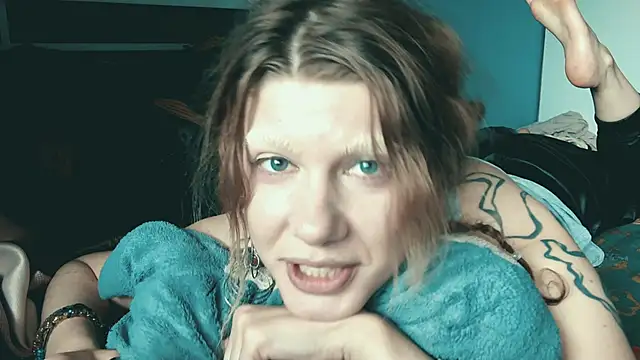 Czat XXX na żywo – VivienDarkbloom