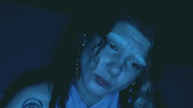 VivienDarkbloom XXX чат на живо