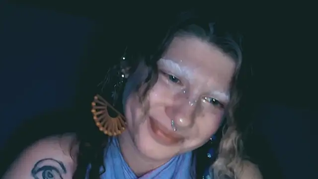 VivienDarkbloom's Live XXX Chat