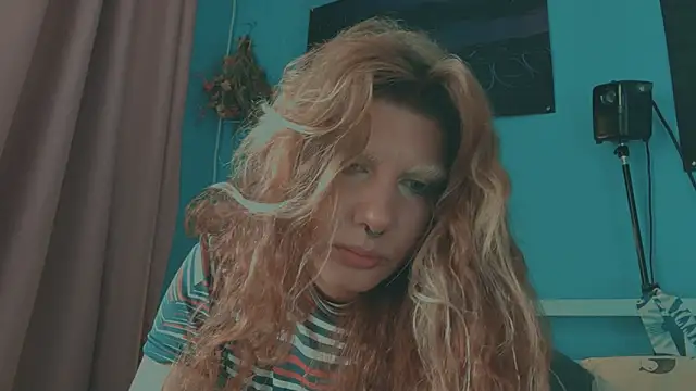 Czat XXX na żywo – VivienDarkbloom