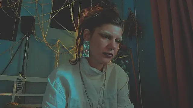VivienDarkbloom webcam show