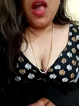 Anushka_tamil_kannada's Live XXX Chat