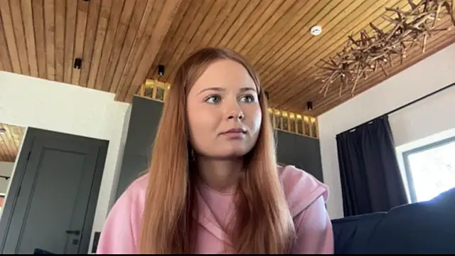 NikaLicka XXX чат на живо