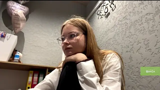 NikaLicka Live XXX Chat