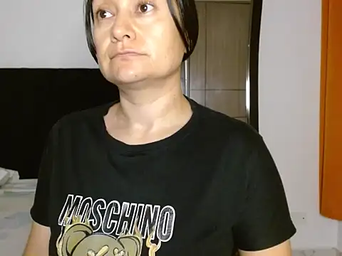 mirandawayne93 Adlı Modelin Canlı XXX Sohbeti
