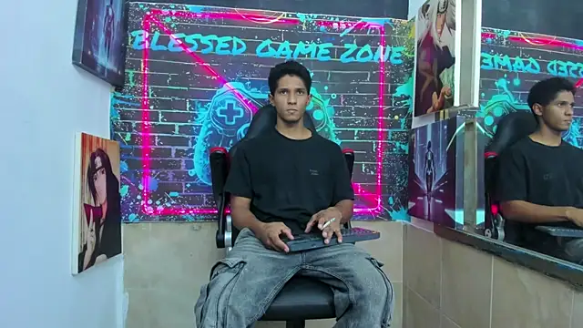 Yoel_Blessed 网络视讯表演