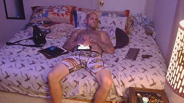 הופעת וובקאם של 40andnasty