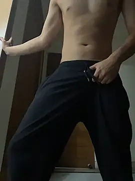 madmaxxx_67n Webbikameraesitys