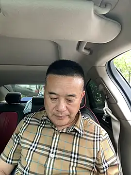 woailllll 网络视讯表演