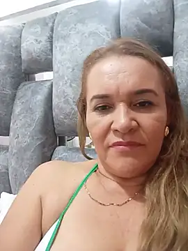 Show de Sara_hilton02 na webcam