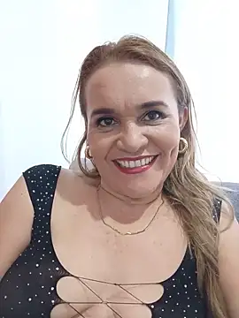 Sara_hilton02's Live XXX Chat