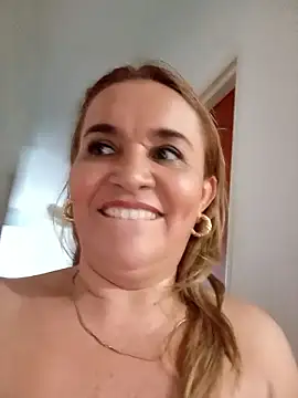 Sara_hilton02's Live XXX Chat