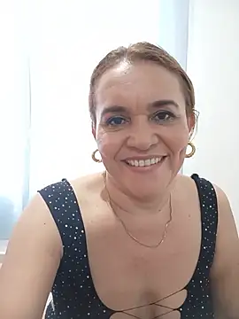 Sara_hilton02's Live XXX Chat