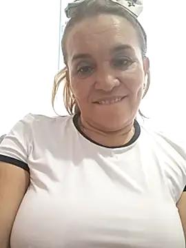 Sara_hilton02 XXX чат на живо