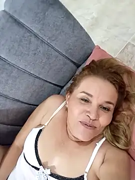 Show modela Sara_hilton02 na web-kameri