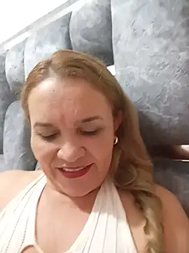 Sara_hilton02 Chat XXX in diretta