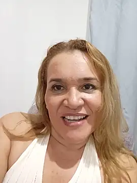 Pokazy przed kamerką – Sara_hilton02
