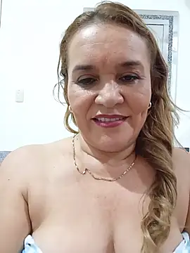 Sara_hilton02 现场XXX聊天