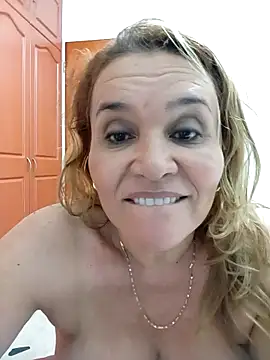 Czat XXX na żywo – Sara_hilton02