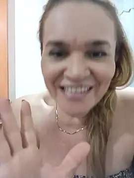 Chat XXX ao vivo de Sara_hilton02