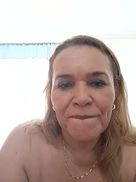Sara_hilton02's Webcam Show