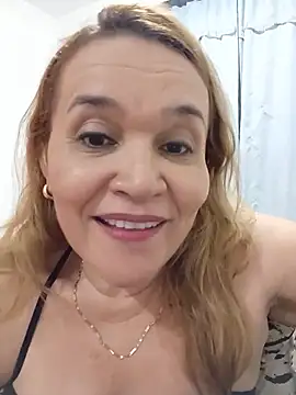 Chatroom XXX en direct de Sara_hilton02