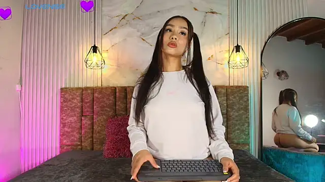 KENNIA_SWEETIEE Chat XXX live
